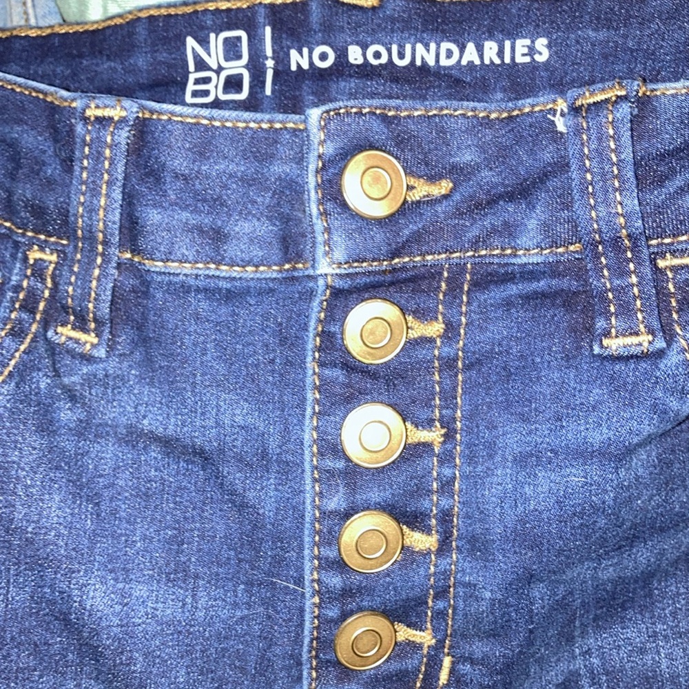 NO BOUNDARIES Jeans